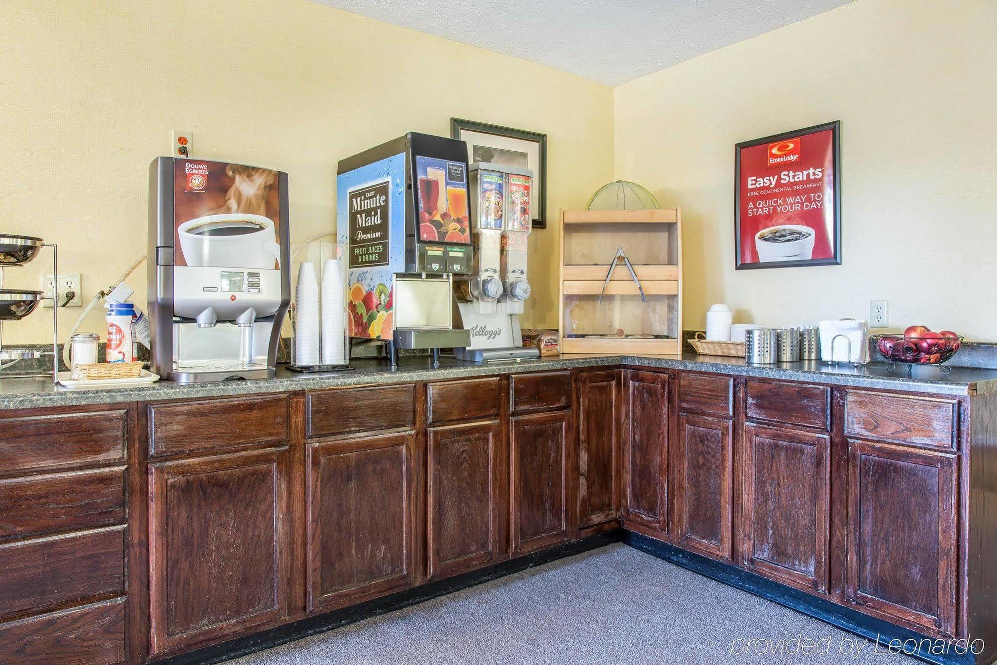 Econo Lodge Inn & Suites Groton Zewnętrze zdjęcie
