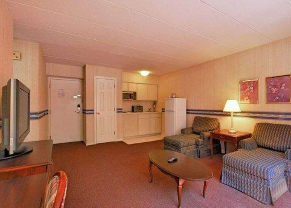 Econo Lodge Inn & Suites Groton Pokój zdjęcie